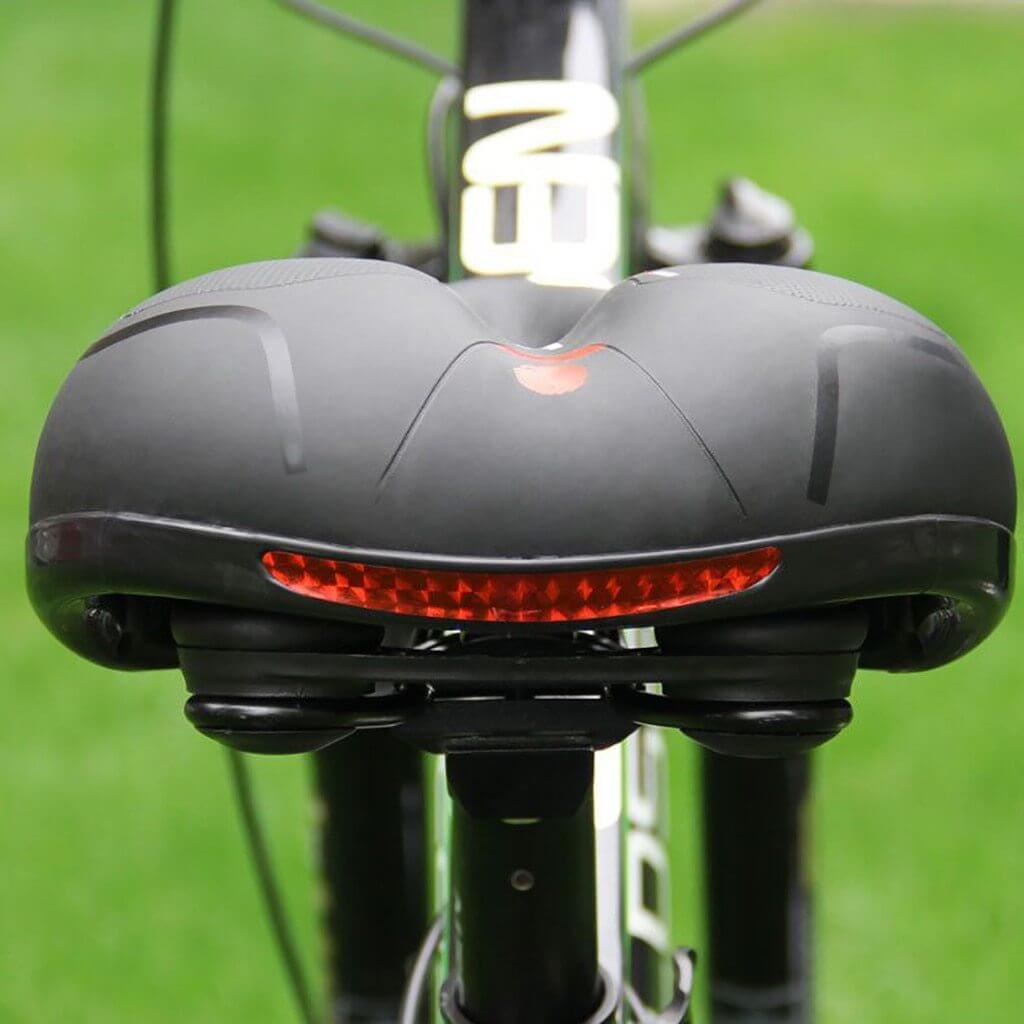 Bequemer Fahrradsattel zur Linderung von Rücken- und Sitzknochenbeschwerden