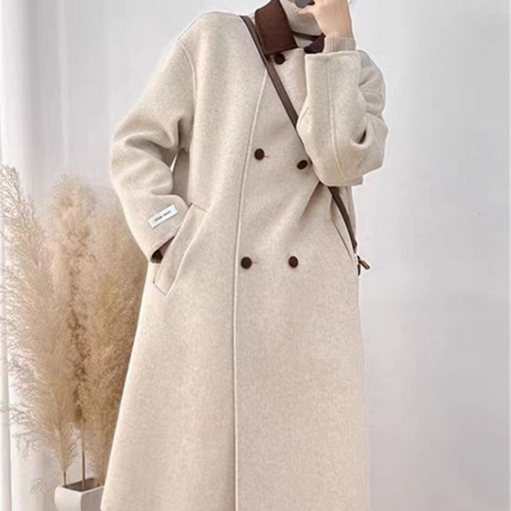 Damen Langer Wollmix-Mantel in Beige mit Braunem Kragen – Ambra