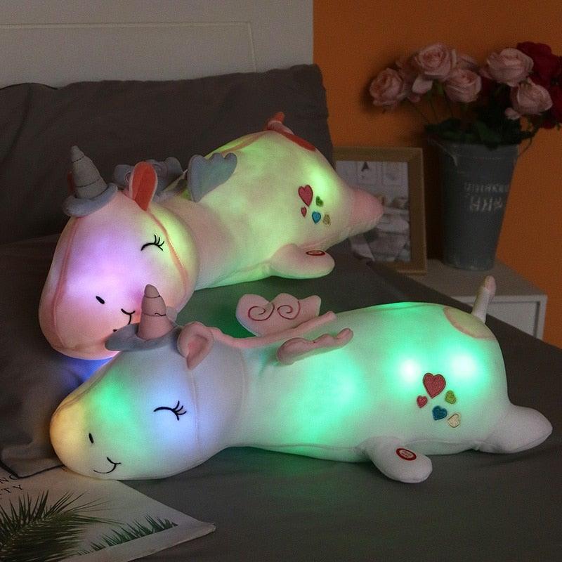 Leuchtendes Einhorn Plüschtier | Kuscheliger Begleiter | Regenbogen LED-Lichter | Ideales Geschenk für Kinder