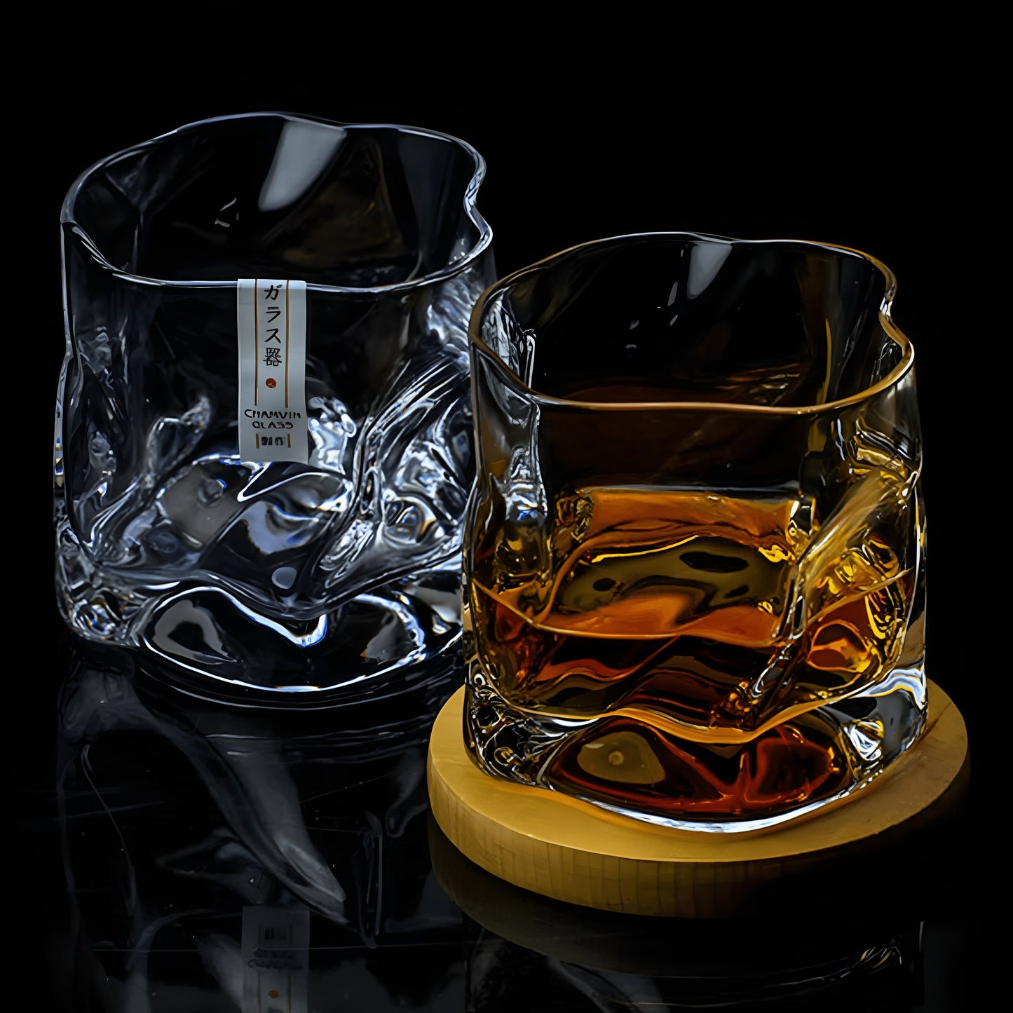 Handgefertigtes Whiskeyglas im Edo Kiriko Stil – Einzigartiges Crumple-Design