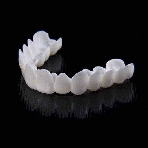 Snap-On Veneers für obere und untere Zähne für ein sofort natürliches Lächeln