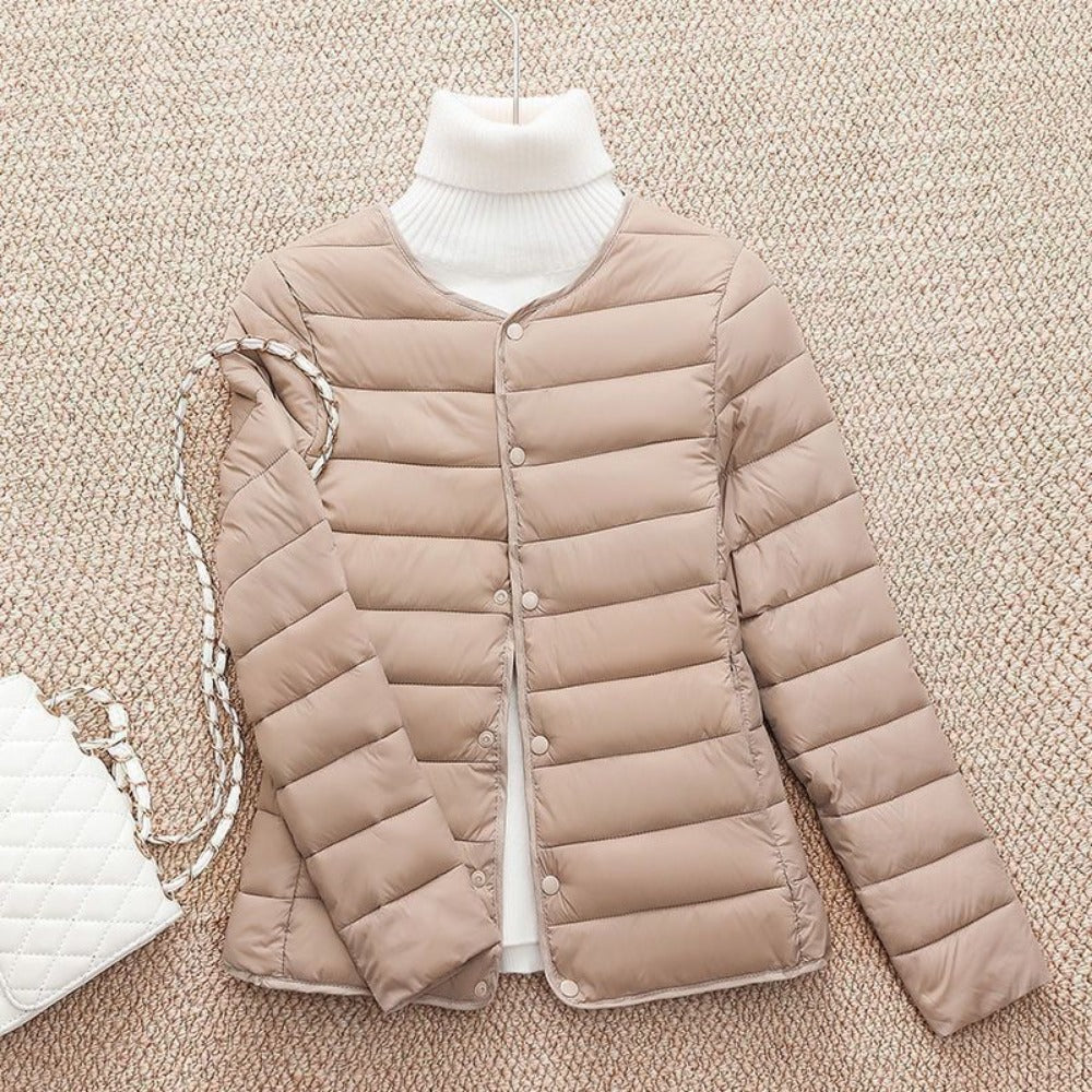 Leichte Daunenjacke mit Druckknöpfen für Damen – Sebastiana