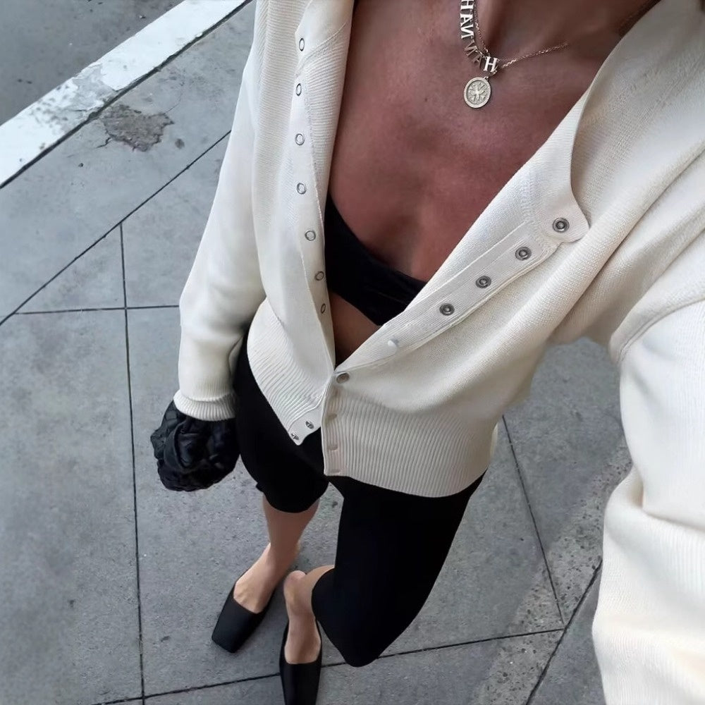 Strickjacke mit Knopfleiste und langen Ärmeln für Damen - Claudia
