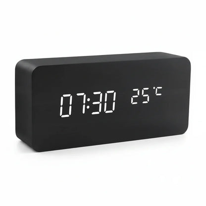Holzlook LED-Wecker mit drei Alarmen, Temperaturanzeige und einstellbarer Helligkeit