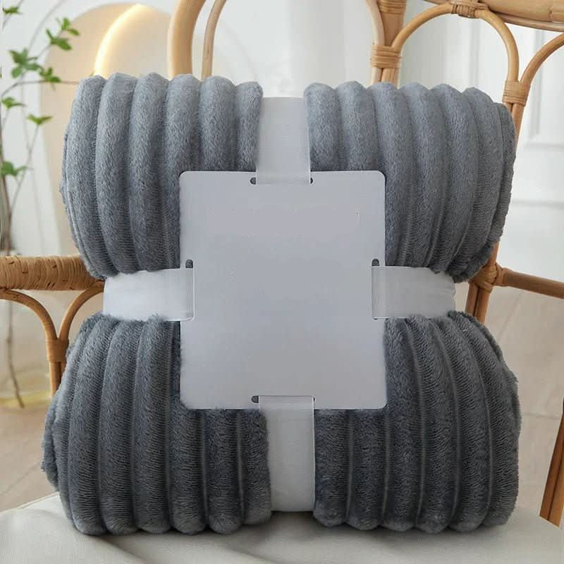 Breite Fleece-Decke aus Flanell mit Streifenmuster