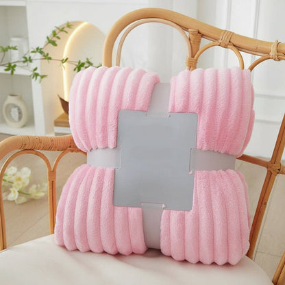 Breite Fleece-Decke aus Flanell mit Streifenmuster