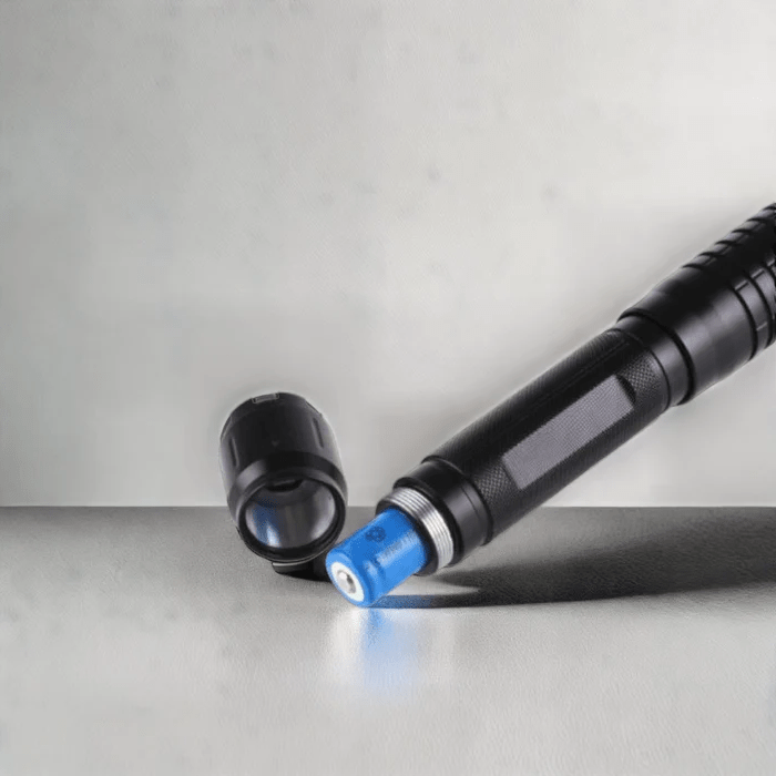 Hochleistungs-LED-Taschenlampe für Outdoor-Abenteuer und Camping