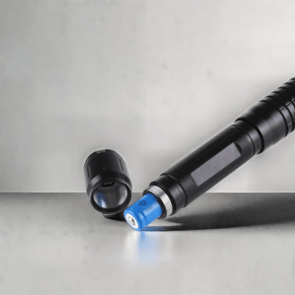 Hochleistungs-LED-Taschenlampe für Outdoor-Abenteuer und Camping