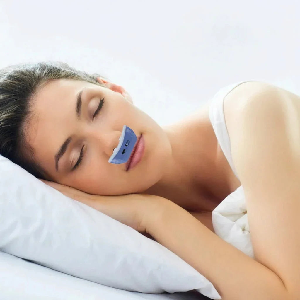 Kompaktes CPAP-Gerät zur Linderung von Schnarchen und Schlafapnoe