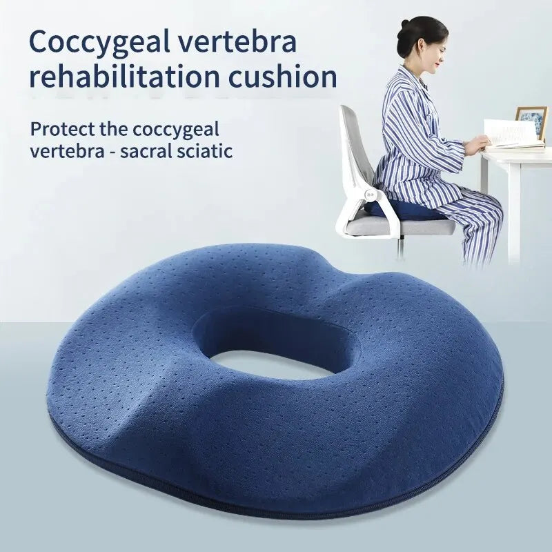 Memory Foam Sitzkissen | Steißbein- & Wirbelsäulenentlastung | Ergonomisches & Bequemes Design