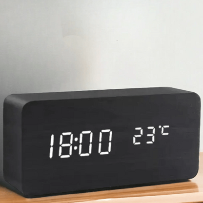 LED Holz-Uhr mit Sprachsteuerung für stilvolle Zeitansicht