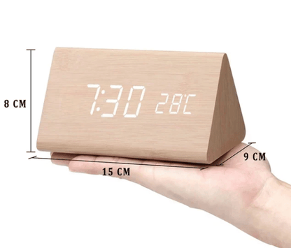 LED Holz-Uhr mit Sprachsteuerung für stilvolle Zeitansicht