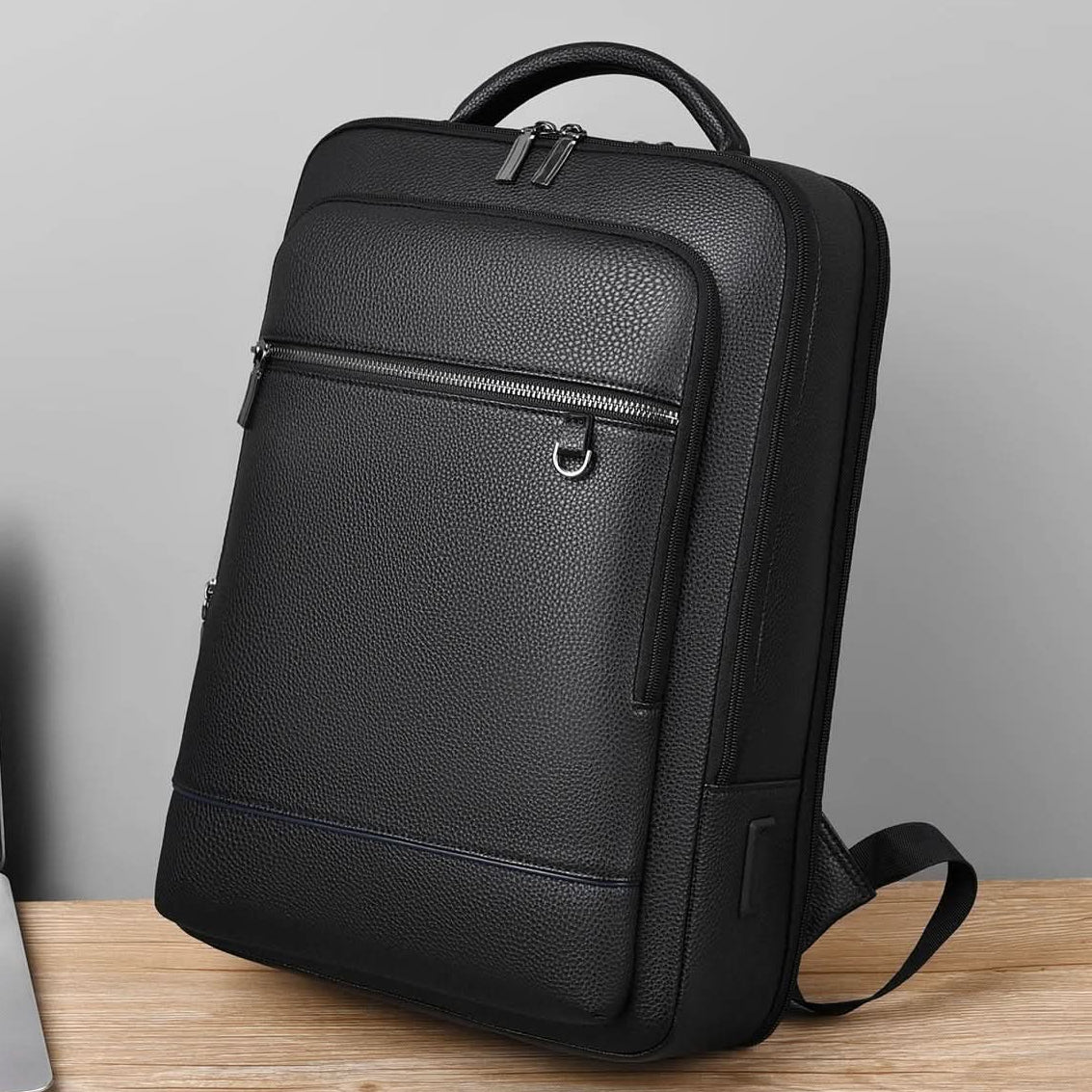Smart USB-Rucksack für Arbeit und tägliche Mobilität