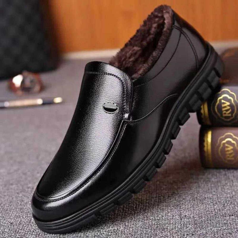 Schwarze Leder-Winterschuhe zum Hineinschlüpfen für Herren – Capo
