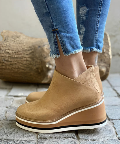 Modische Damen-Stiefel im Trendlook -  Sarah