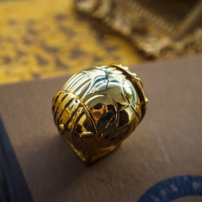 Goldplattierte 18k Schatzringbox mit beweglichem Design | Luxus Schmuck