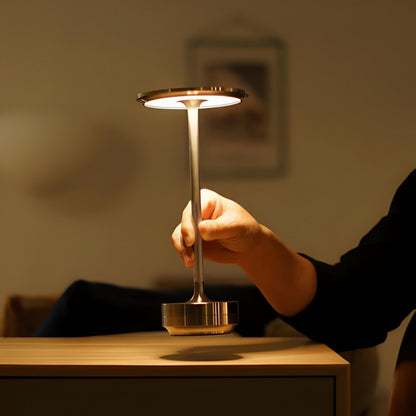 Kabellampe mit Akku für das Wohnzimmer | Vielseitige Schreibtischlampe