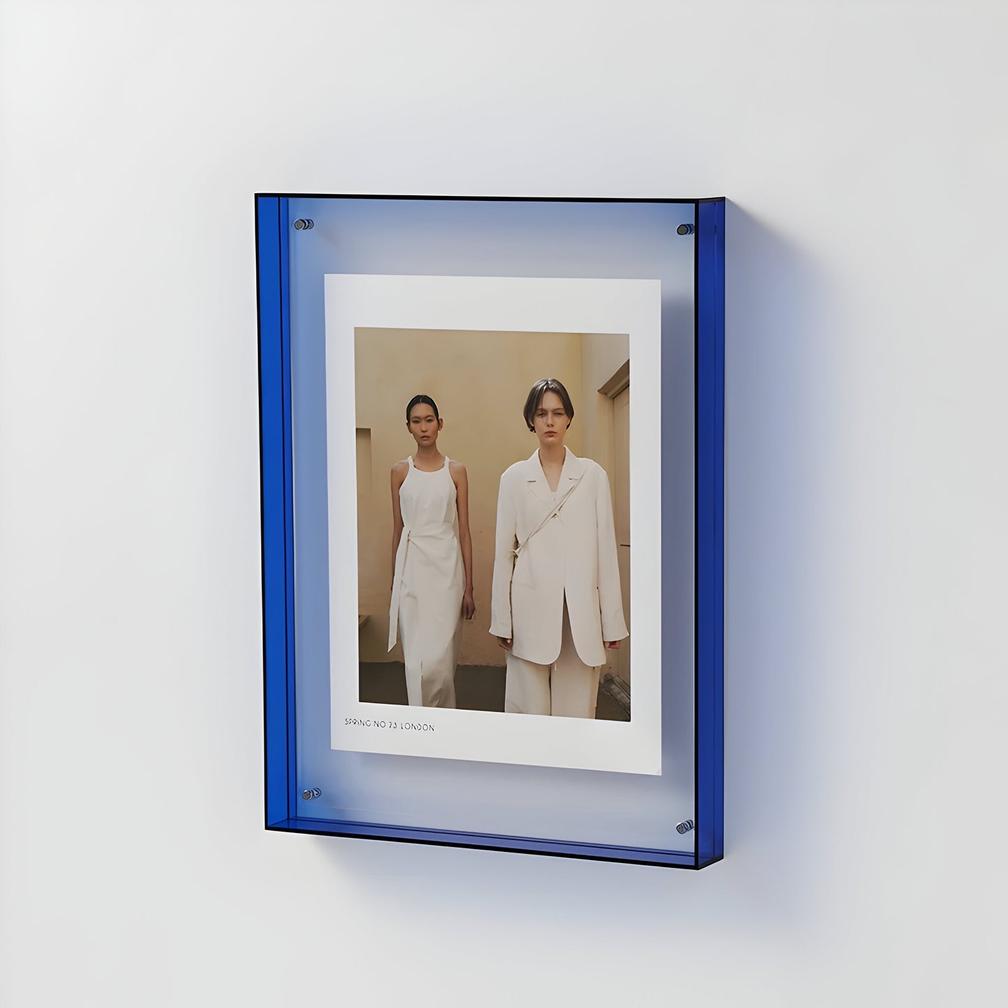 Moderner Acryl-Bilderrahmen – Klare und farbige Optionen zum Schutz Ihrer Fotos