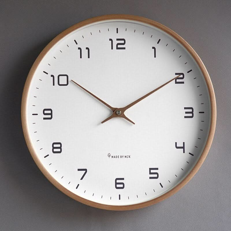 Holz-Wanduhr – Serene skandinavisches Design für ruhige Wohnräume