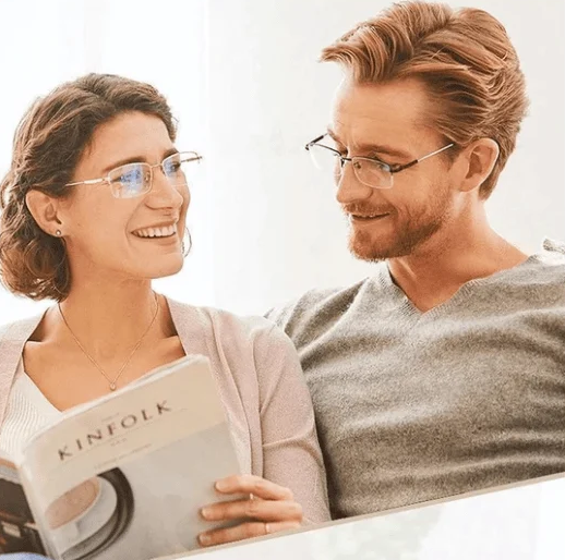 Intelligente Lesebrille mit Gleitsichtgläsern | Ultraleichtes Design & Blaulichtfilter | Geeignet für Nah- & Fernsicht | Titan TR90 Rahmen